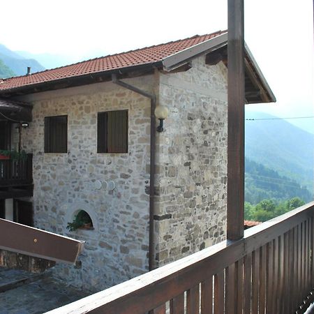 Rifugio Malga Grasia Caprizi Exterior photo