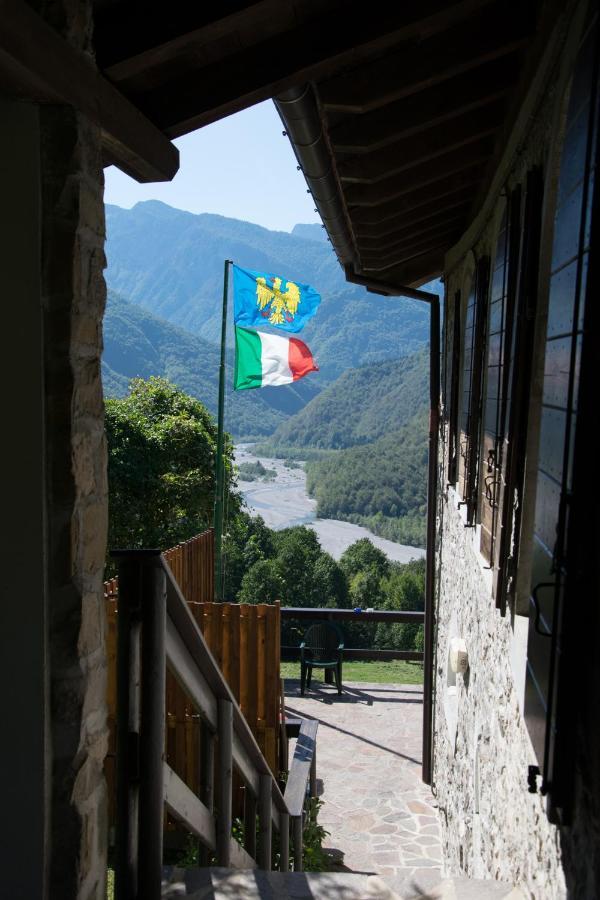 Rifugio Malga Grasia Caprizi Exterior photo